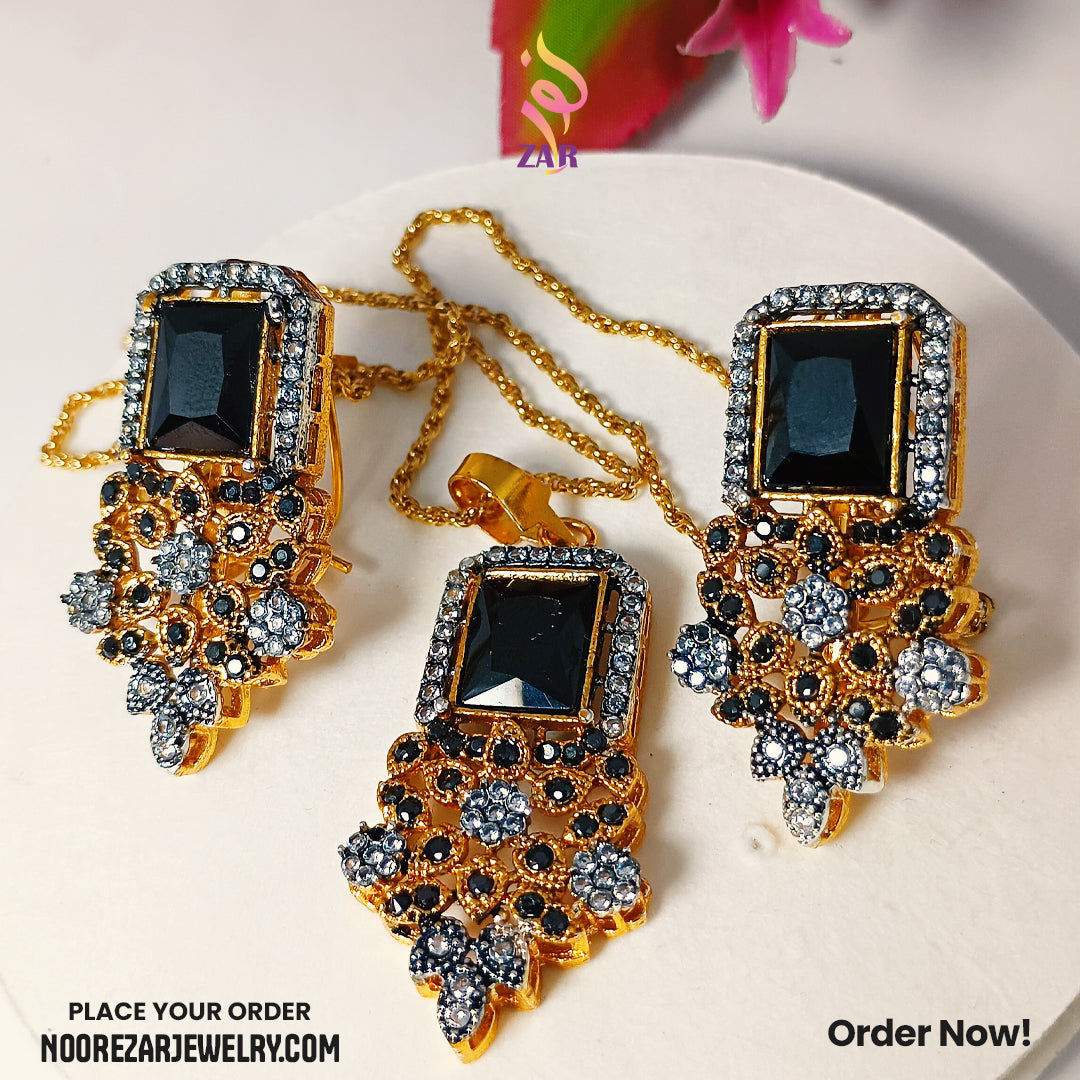 🌟Royal Black & Gold Jewelry Set | Pure Elegance | Earrings and Pendant Set
