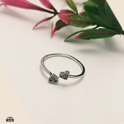 Elegant Silver-Tone Adjustable Double-Heart Ring | R09